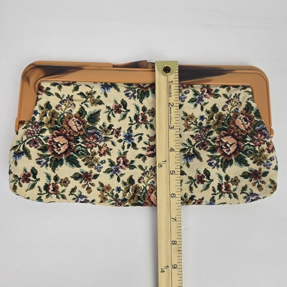 VINTAGE Floral Tapestry Clutch‎ Purse Plastic Snap Multi-colored Cottage Core - Picture 7 of 8